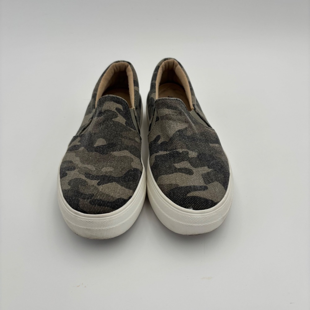 Soda Slip‎ On Sneakers Women 5.5 Green Camo Excellent Platform Camouflage Shoes